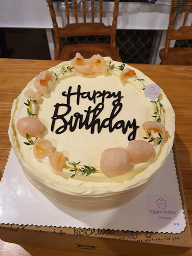 Eggie Bakes - Visual