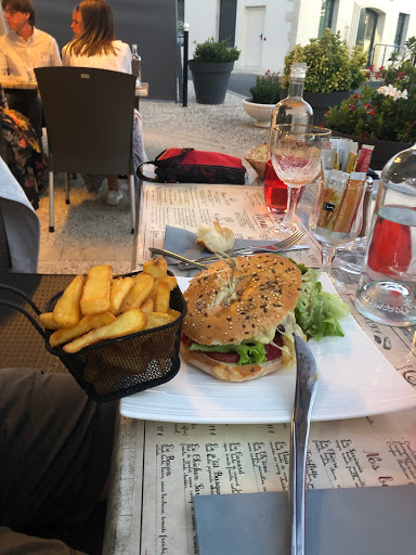 Photo 1 - F.G.B's Diner