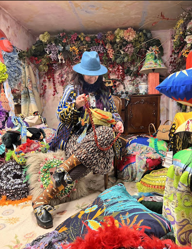 FASHION GALLERY Ary Rowshan Gallery - Spain