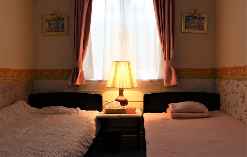 ペンション パリ・サラブレッド