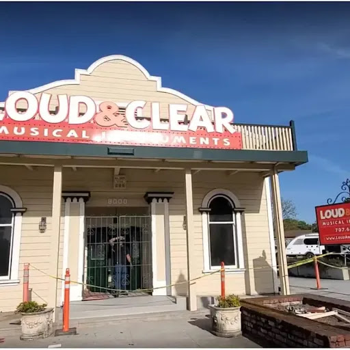 Loud and Clear Music - Thumbnail