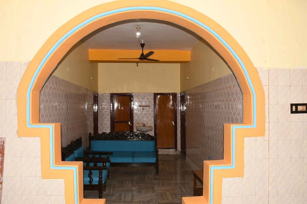 SRI CHITRA LODGE A/C