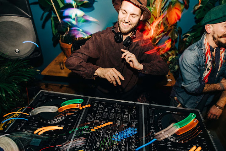 Bar Strangelove by null