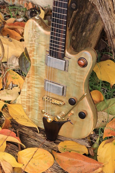 Shiver Guitar, Handcrafted Electric Guitars