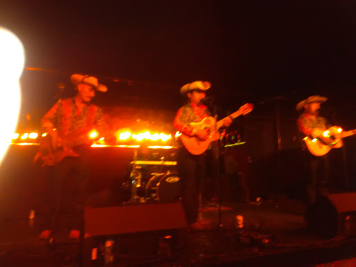 Los Globos - Visual