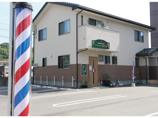 CREATIVE SPACE おしゃれサロン おかもと