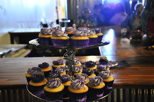 iSlay Cakes - Visual