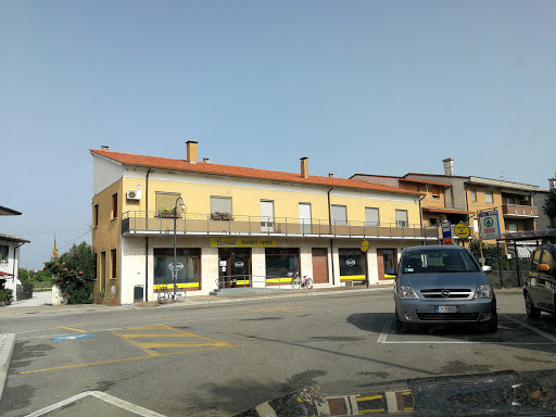 Market Petris
