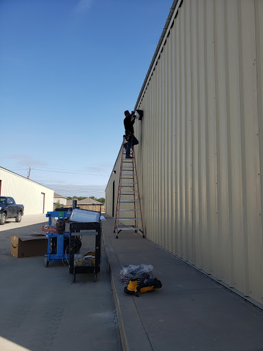 Landeros Electrical Services - Visual