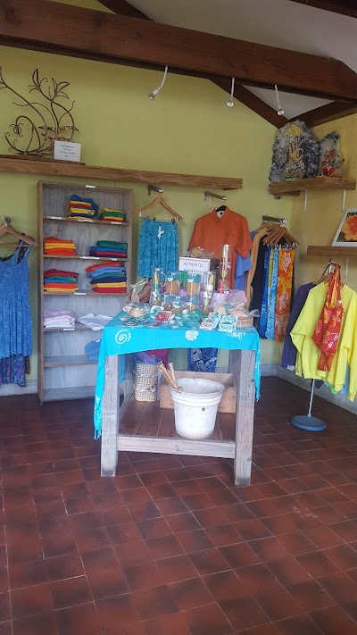Photos of Pineapple Fields Gift Shop
