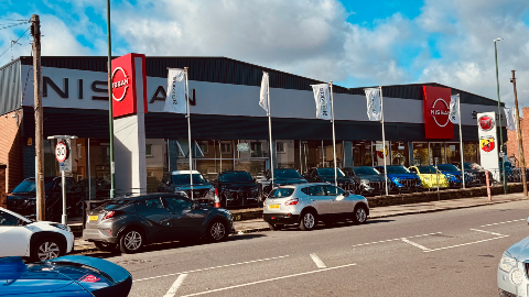 Nissan Nottingham photo 3