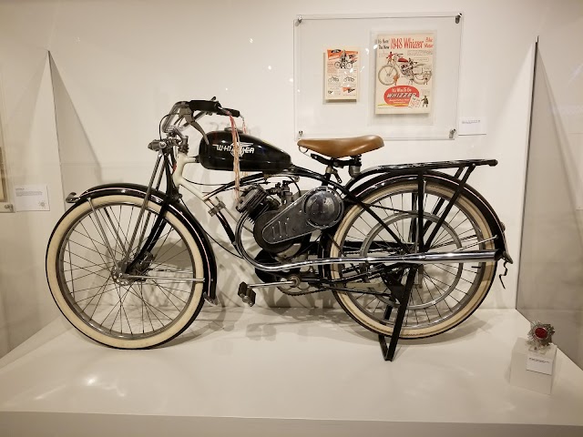 The National Museum of Toys and Miniatures