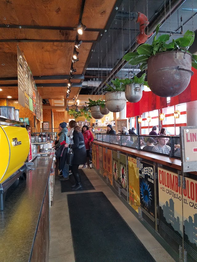 Colectivo Coffee Logan Square
