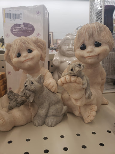 Goodwill Clinton - Visual
