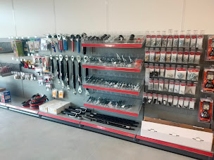 Photo n°5 de VAUDAUX MANUTENTION AGRI - Saint-Étienne du Bois à Saint-Étienne-du-Bois (Fournisseur d'équipement de manutention)