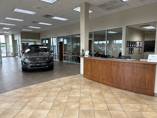 Ennis Ford - Visual