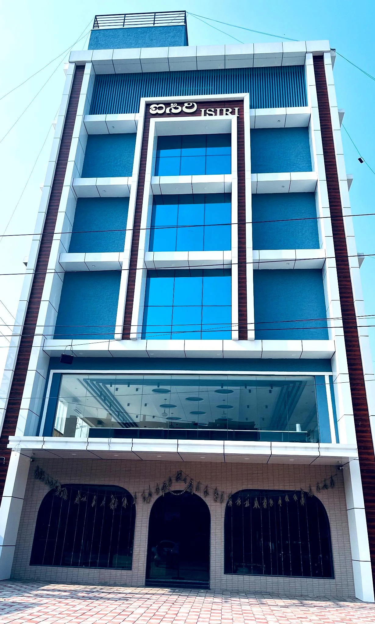 Golden Crown Suites