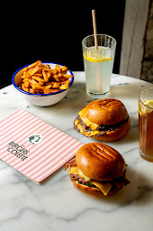 Photo n°68 de LES BURGERS DE COLETTE à Caen (Snack)