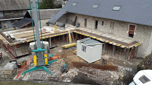 Photo n°3 de GOMES DOS SANTOS à Saint-Pierre-d'Entremont (Société de travaux publics)