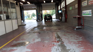 Photo n°1 de Sécuritest Contrôle Technique Auto/Moto MONTBOUCHER SUR JABRON à Montboucher-sur-Jabron (Centre de contrôle technique)