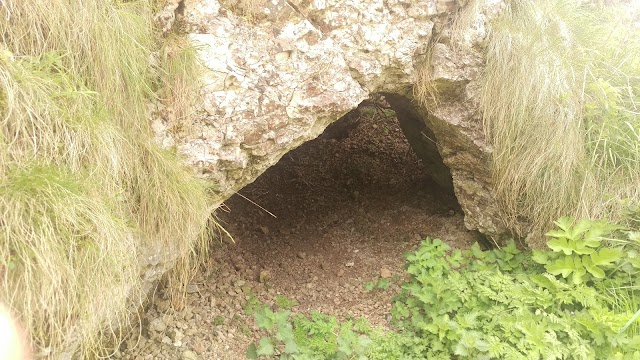 Thor's Cave