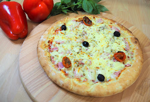 Photo n°8 de Tic Tac Pizza à Plouhinec 24/24 et 7/7 distributeur à Plouhinec (Pizzeria)