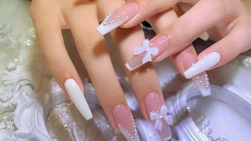 Kandi Nails - Visual