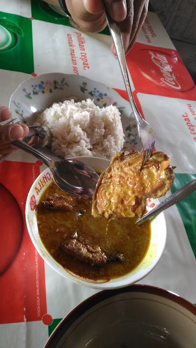 Photos of Wr. Mbak Ida Pati Kepala Manyung Khas Pantura