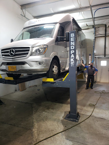 Robirts Auto Care - Visual