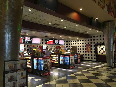 Cinemark Tinseltown 17