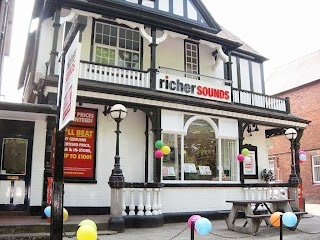 Richer Sounds, Chester
