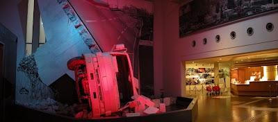 北淡震災記念公園 野島断層保存館