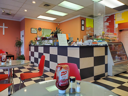 Yummy Deli & Coffee Gallery - Canada