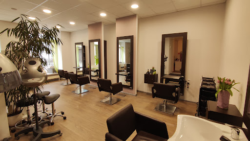 natürlich Ihr Friseur. Inhaber Nicole Köhler - Thumbnail