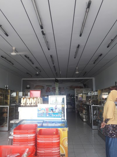 Photos of Toko Asih