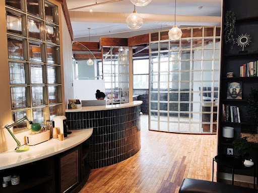 Demibone Dental Clinic | Williamsburg