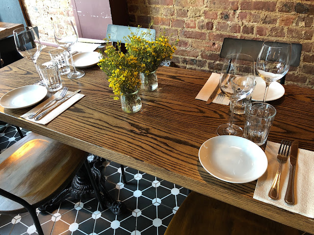 Speakvino Winebar by null