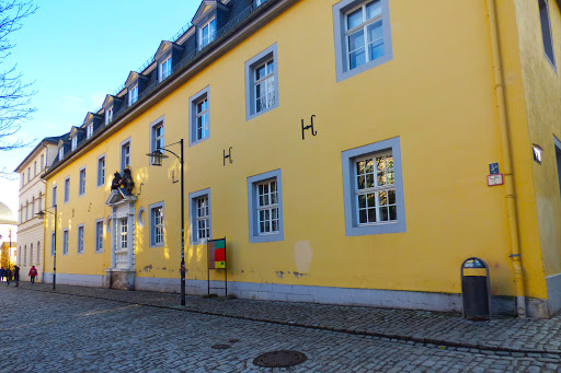 Gelbes Schloss - Visual