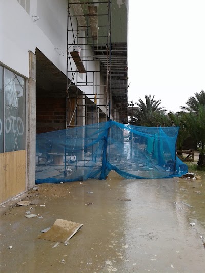 Photos of Centro Comercial Alkarawi Plaza