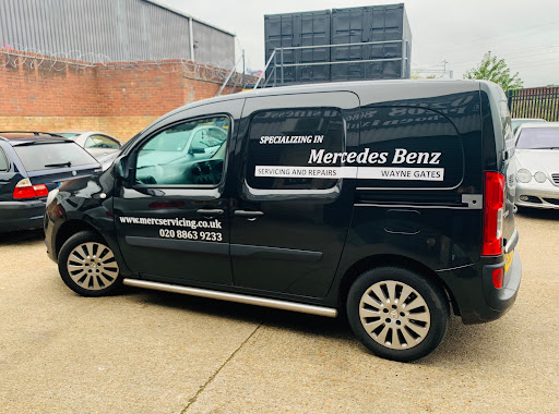 Wayne Gates Mercedes-Benz Servicing Specialist - Thumbnail