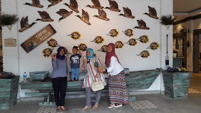Photos of RM Kampoeng Pesisir