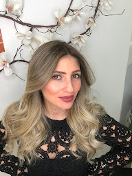 Photo n°12 de L’atelier de l’Art Coiffure à Paris (Bar à sourcils)