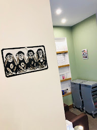 Photo n°5 de NELLY CAVA COIFFEUR COLORISTE COURCHEVEL VILLAGE à Courchevel (Salon de manucure)