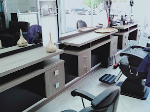 Photo n°1 de Annecy coiffure à Annecy (Salon de coiffure)