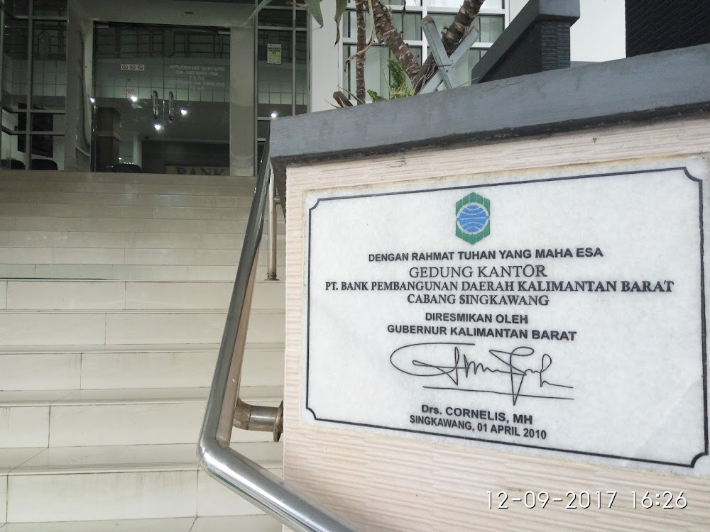 Bank Kalbar Cabang Singkawang Jl P Diponegoro Pasiran Singkawang Bar Kota Singkawang Kalimantan Barat 79123 Indonesia