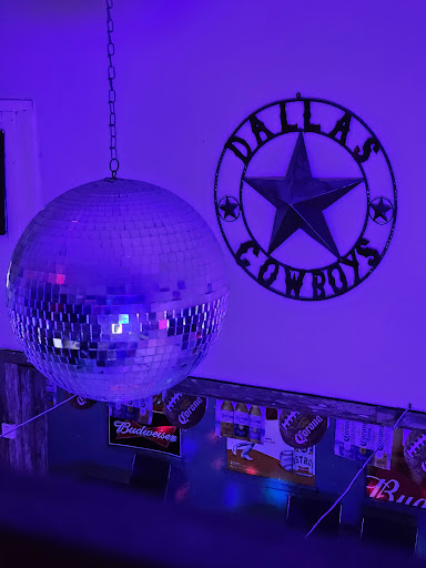 Los Jefes Bar - Thumbnail