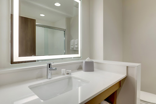 Holiday Inn Express Holly Springs - Raleigh Area, an IHG Hotel - Thumbnail