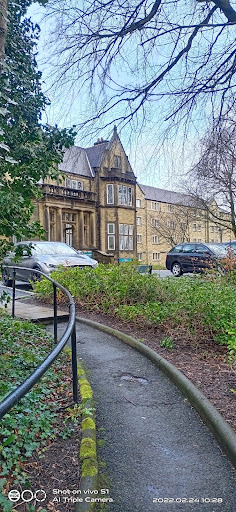 Storthes Hall Park University Campus