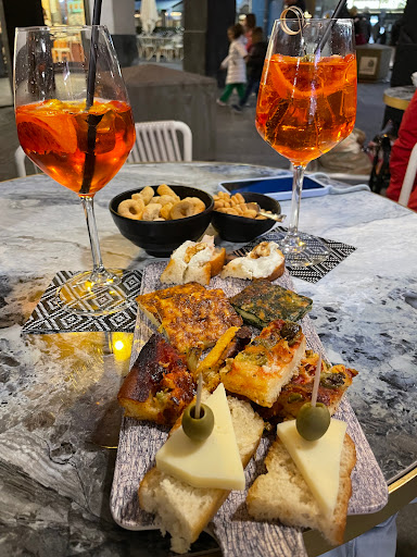 Bar Leone - Visual