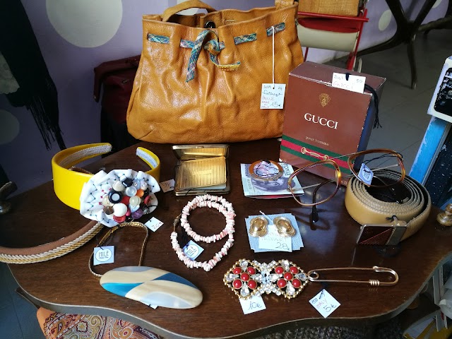 mile' vintage store